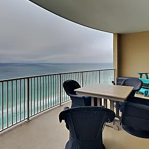 Ocean 2106 Apartment