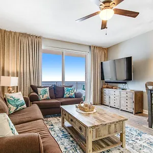 Sterling Reef 902 Apartment