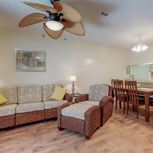 Tarpon 10 Apartment